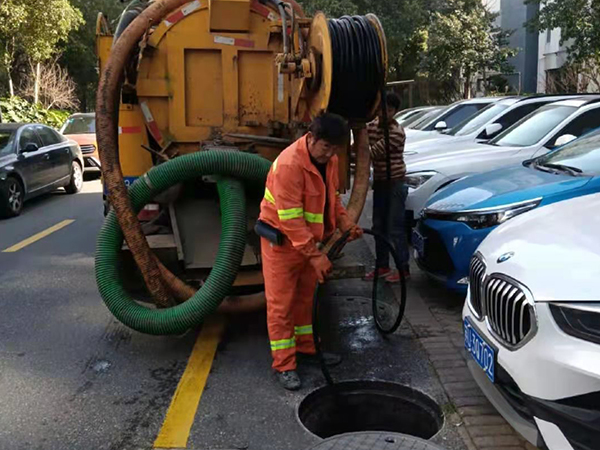 山城排污管道清淤